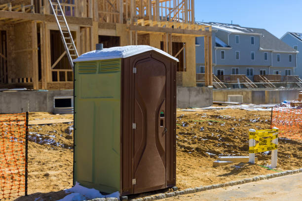 Best Portable bathroom rental  in Lake Holiday, IN